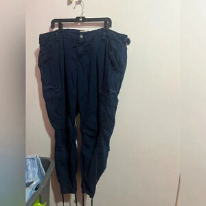 Vintage abercrombie and fitch velvet cargo pants size 32/22